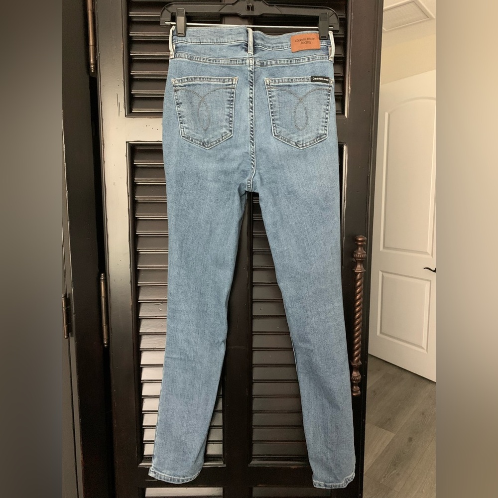 Women's Blue Jeans, Calvin Klein, size 26